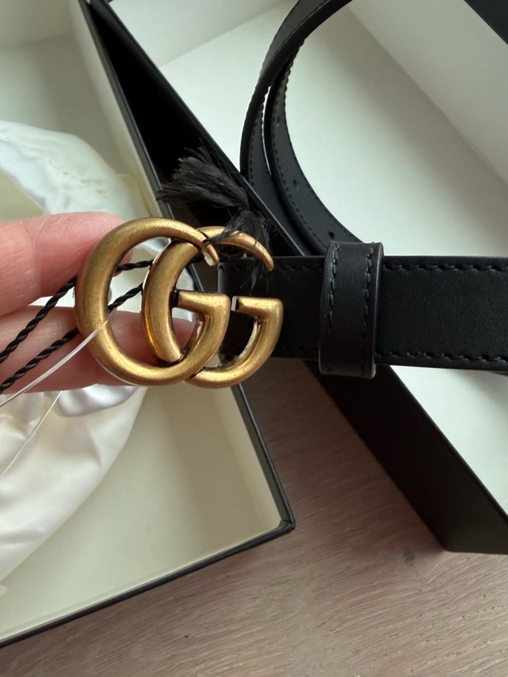 Gucci Black Leather Belt with Antique Gold Double G Buckle size 80/32 - Picture 4 of 8